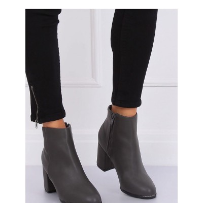  Bottes a talons model 134782 Inello 