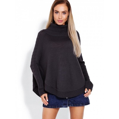  Poncho model 122918 PeeKaBoo 